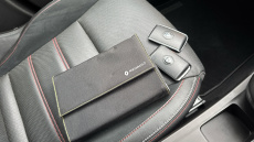 Renault Arkana 1.6 E-TECH Hybrid 145 R.S. Line 5dr Auto Hybrid Estate
